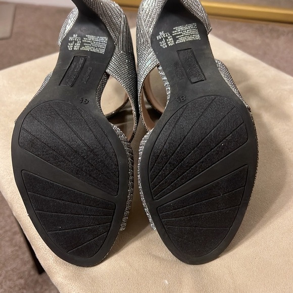 Christian Siriano high heels - Picture 4 of 6